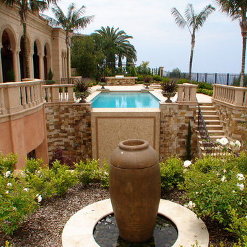 Pools/Spas