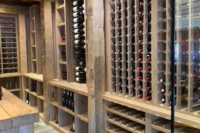 Example of a wine cellar design in Toronto
