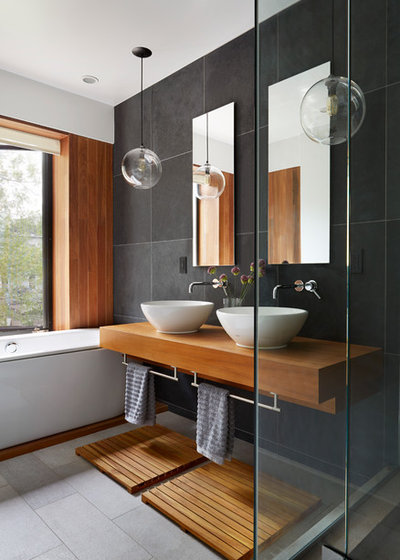 Contemporary Bathroom by Etelamaki Architecture