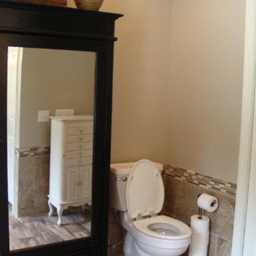 Warm neutral bathroom