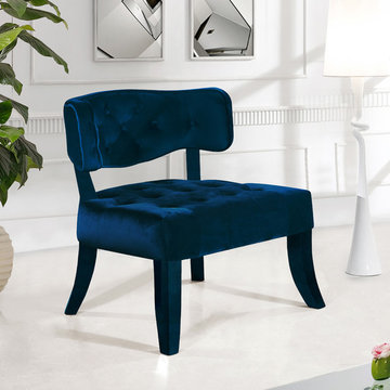2017's Newest Accent Chairs & Benches From Meridian Furniture
