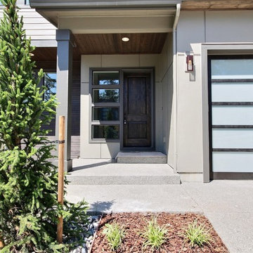 Covered Entry - The Deerhaven in Camas, Wa