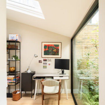 Courtyard garden house