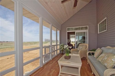 Classic porch idea in Chicago
