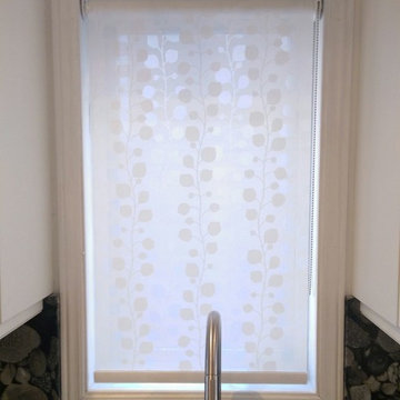 Patterned roller blind in a Toronto bathroom