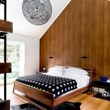 modern master bed