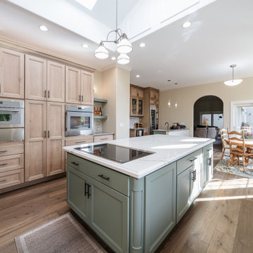 Transitional Kitchen in Los Altos