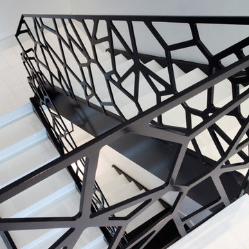 Glass House 2