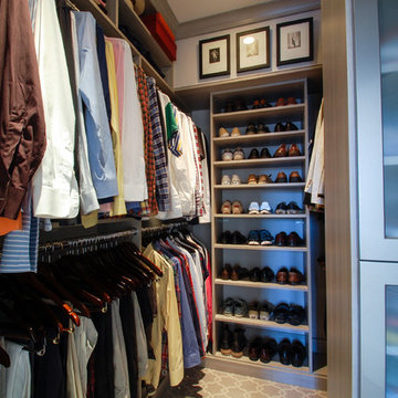 Deluxe Closets