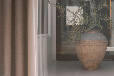 Home design - rustic home design idea in Orange County