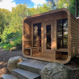 Luna at the Lake - Beautiful Stone Staircase - Saunas
