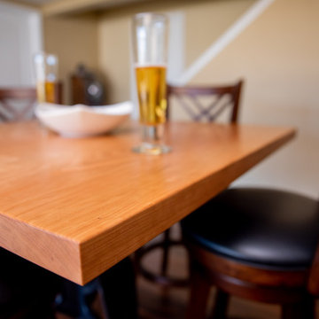 Restaurant Pub Table