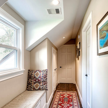 Whispering Oaks Residence