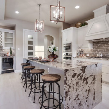 Kitchens/Dining Area