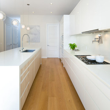Active Listing // Modern Scott