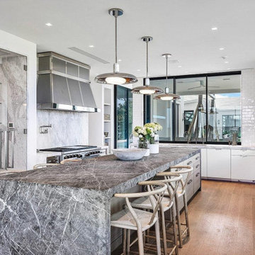 Contemporary Kitchen Renovation in Cupertino, CA
