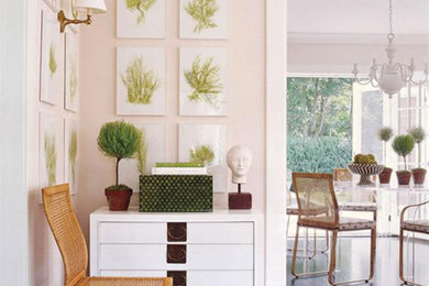 Dining room photo in New York