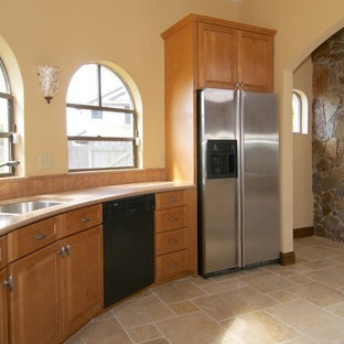 Village Flooring & Decorating Center Review]