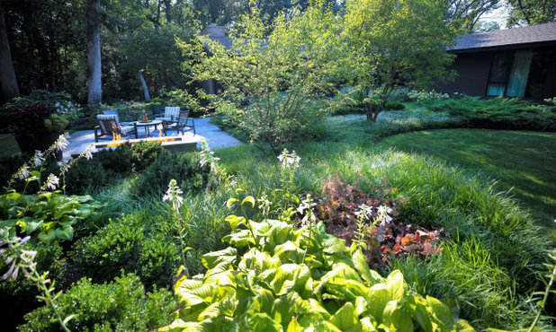 Midcentury Landscape by Hursthouse Landscape Architects and Contractors