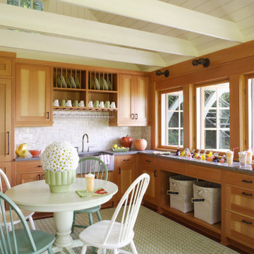 Boathouse Hideaway