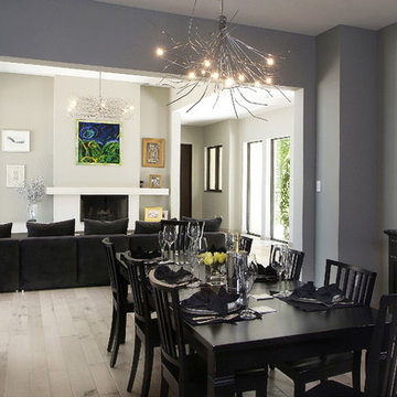 Sinclaire - Contemporary Lakefront Home