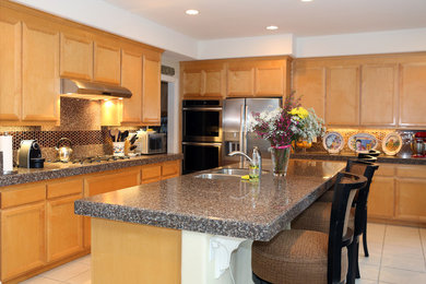 Inspiration for a timeless kitchen remodel in San Francisco