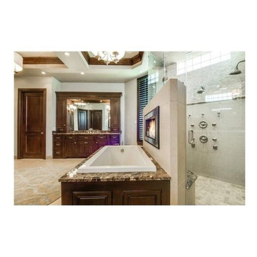 Stately Master Bath Room