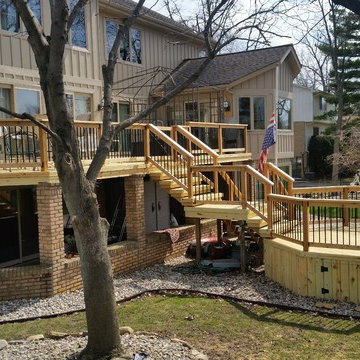 Multi Level Treated Deck w/ Deckorator Spindles