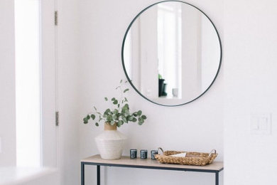 Example of an entryway design in Toronto