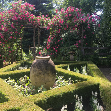 Formal Gardens with Boxwoods, Topiaries and Plants