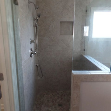 Estanaula Master Bathroom