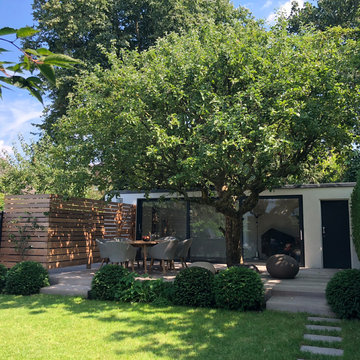 Family Garden in Putney