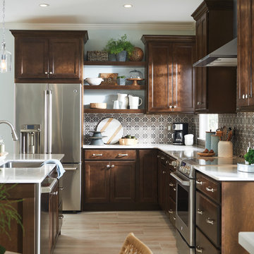 Aristokraft Cabinetry: Timeless Kitchen with Casual Dining Space