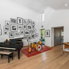 Entry/Music Room
