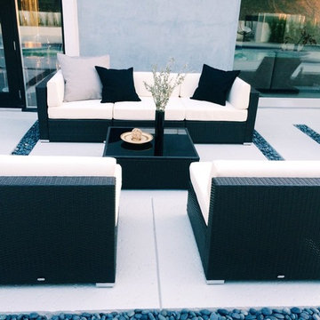 AURO Outdoor Furniture