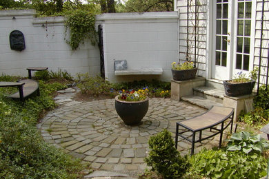 Example of an eclectic home design design in Raleigh