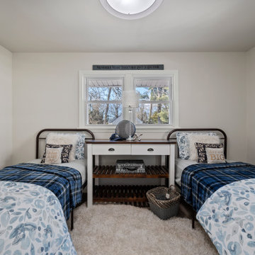 Pearl Staging