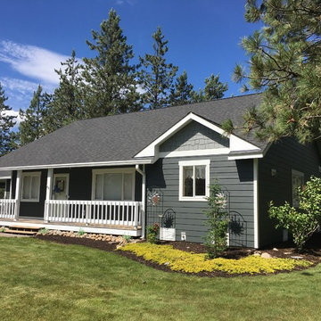 Spirit Lake Reside with James Hardie ColorPlus siding, trim, and shake
