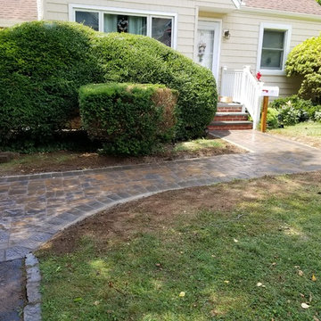 Cambridge Toffee Onyx Paver Walkway
