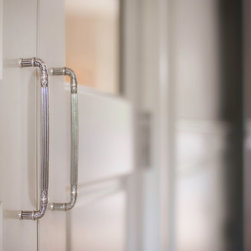 Edgar Berebi - 8343 Silver Pull - Cabinet And Drawer Handle Pulls