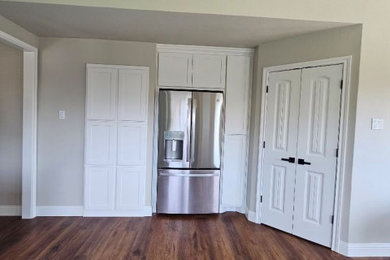 Kitchen - kitchen idea in Dallas