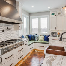 Built in kitchen banquettes
