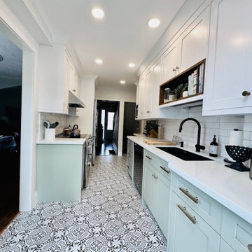 Westwood Ave. Contemporary Kitchen Addition - Toronto