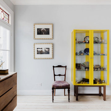 Eclectic and light bedroom design
