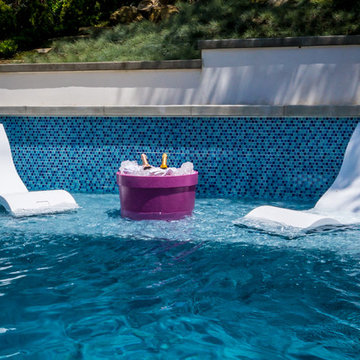 Ledge Lounger In-Pool Chair