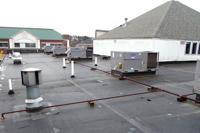 Roofing Contractors in Valley Village, CA