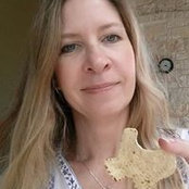 Julie Singleton's photo