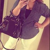 Farha Khan's photo