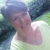 Julie Knott's photo