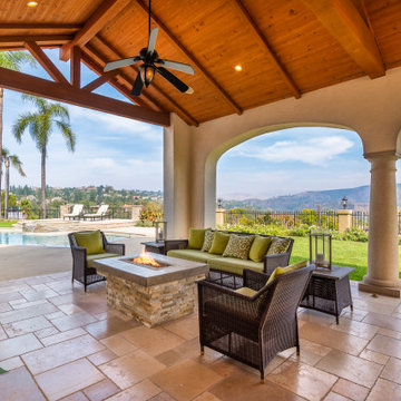 The California Room w/ Fire Pit